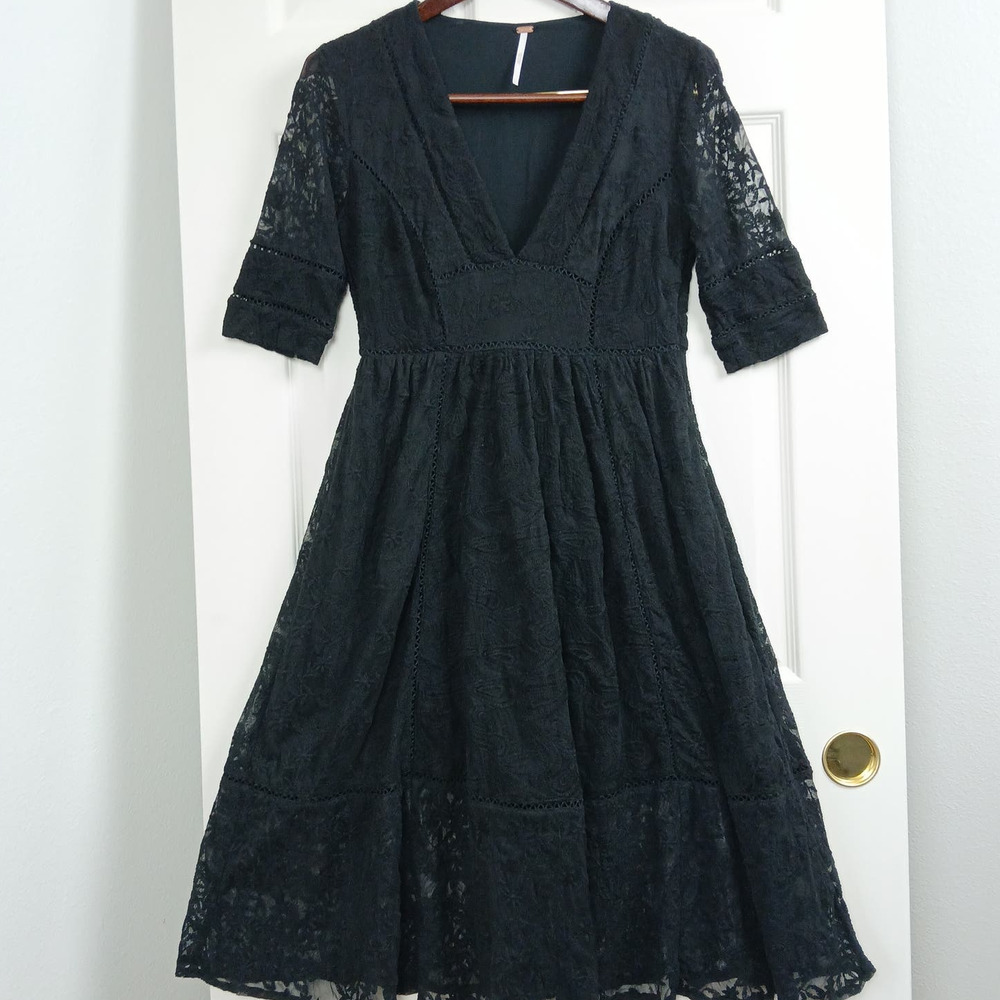 Free People Lace Midi Dress size 4  boho perfect condition never worn